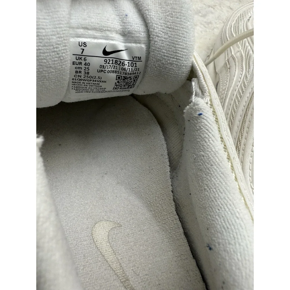 Nike Air Max 97 Triple White Women's Size 7 (921826-101) Running Shoes Sneakers